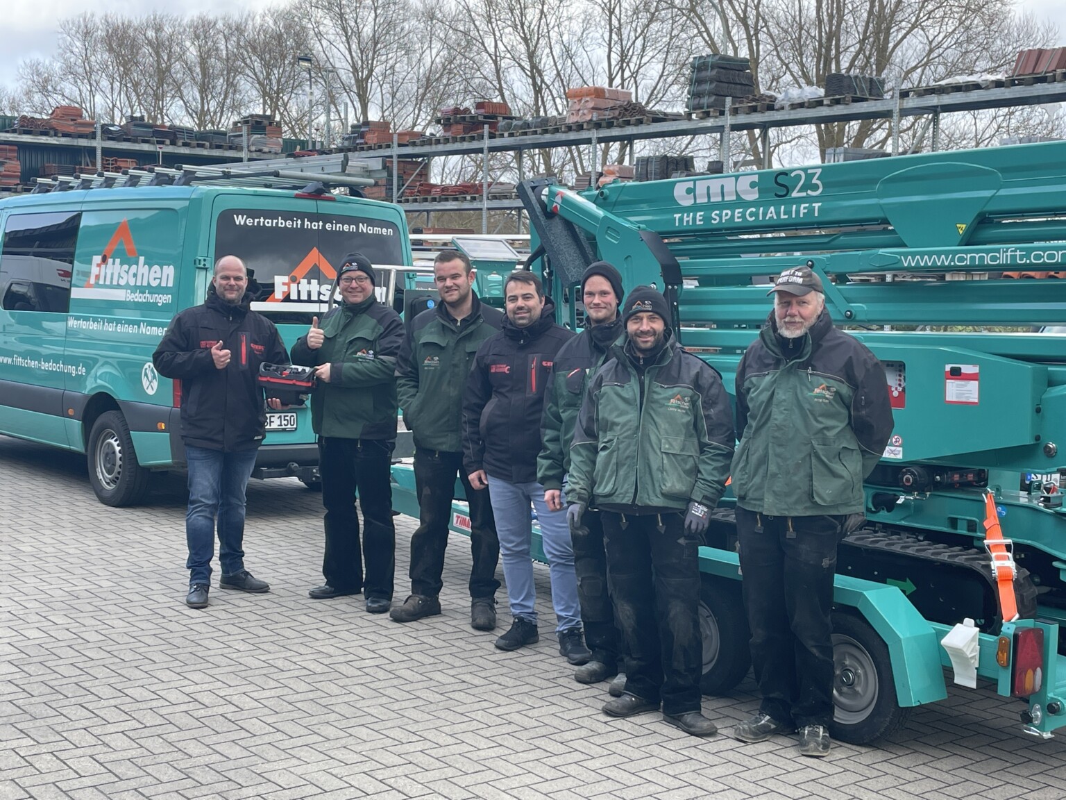 S23 für Fittschen Bedachungen - CMC Arbeitsbühnen GmbH & Co. KG